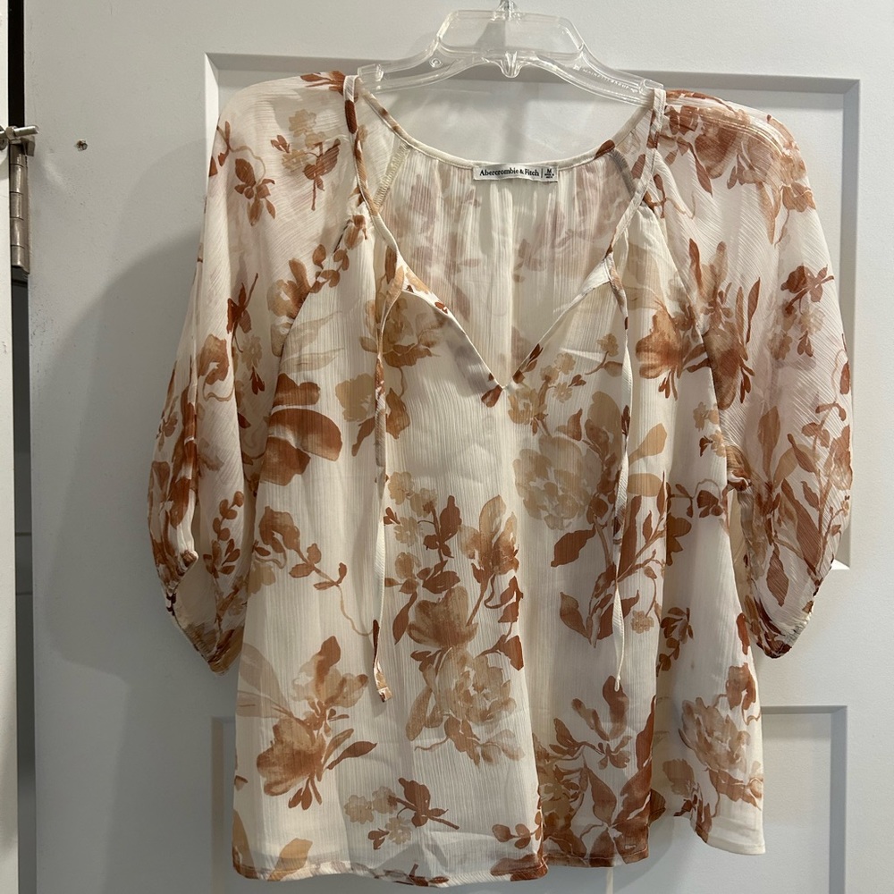 Abercrombie top